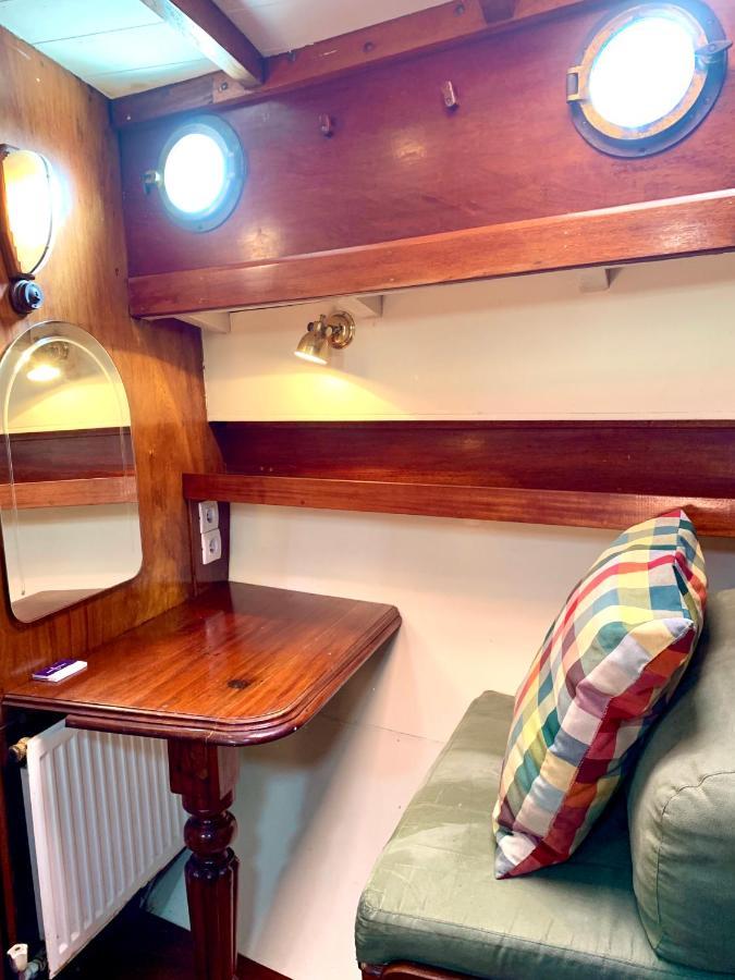 Port Deauville Yacht Vintage Екстериор снимка